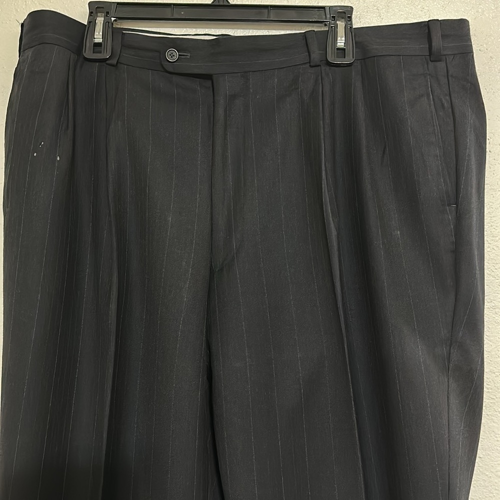 Dario Di Napoli 100% Wool and Cashmere 2 Pieces Suit, Striped Black Color. - Picture 9 of 16